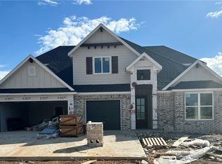 1431 Paragon St, Centerton, AR 72719