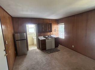 122 E 36th St #1, Savannah, GA 31401