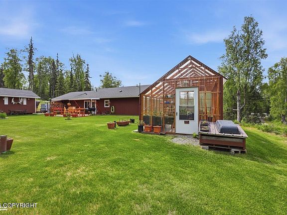 3rd image of 36186 Murray Ln