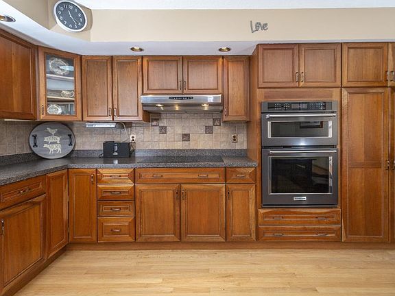 5th image of 1286 Kenilworth Ct