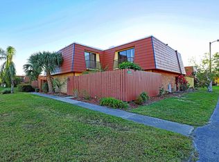 1532 Park Meadows Dr APT 4, Fort Myers, FL 33907