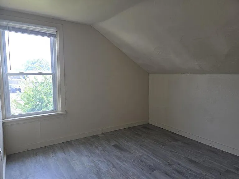 423 Draper St #1/2 — Photo 27