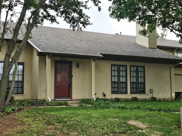 2018 Brookside Dr, Grapevine, TX 76051