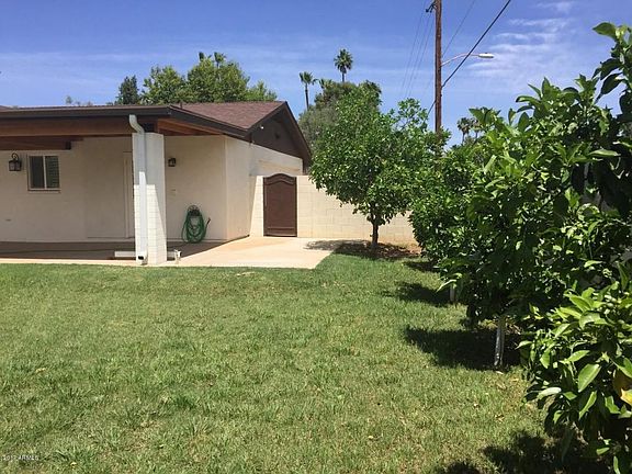 301 W Echo LN (42)