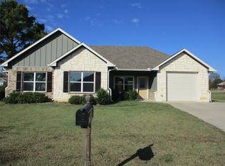 207 Mill St, Emory, TX 75440