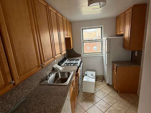 3rd image of 65-35 224th St #3B