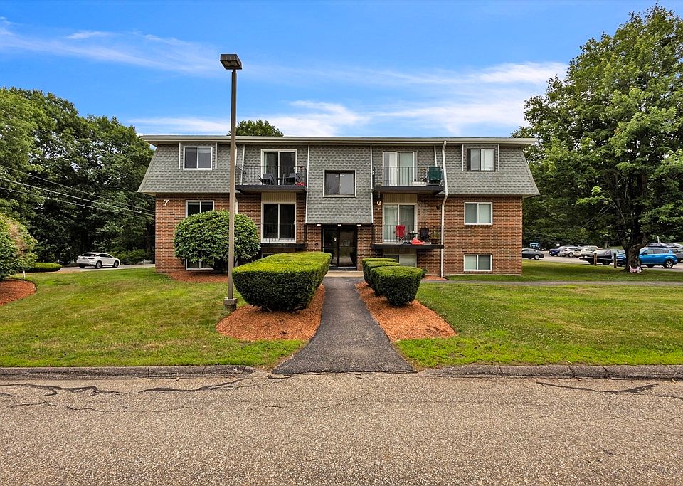 1st image of 176 Maple Ave APT 7-1