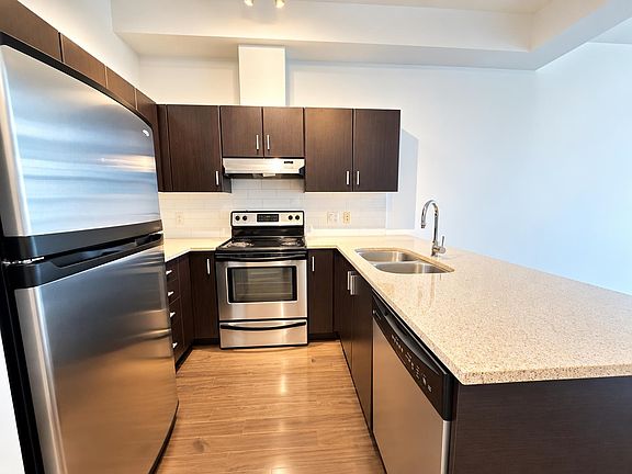 3rd image of 41105 Tantalus Rd #123