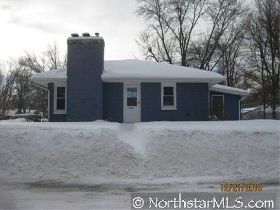 3rd image of 6900 Irving Ave S
