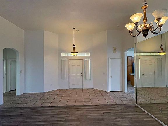 4th image of 5042 Vista Loma Way