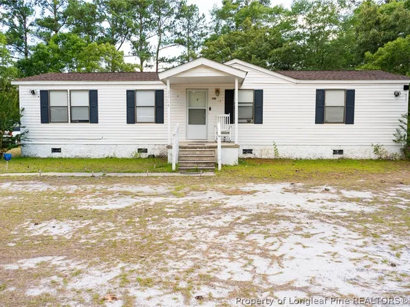 2064 Glamorgan Rd, Fayetteville, NC 28312