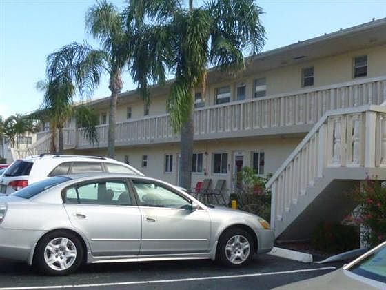 1st image of 2152 NE 1st Way APT 106