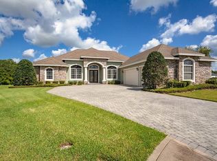 555 Whisper Woods Dr, Lakeland, FL 33813