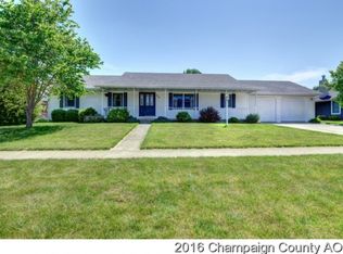 106 Ridge Rd, Mahomet, IL 61853