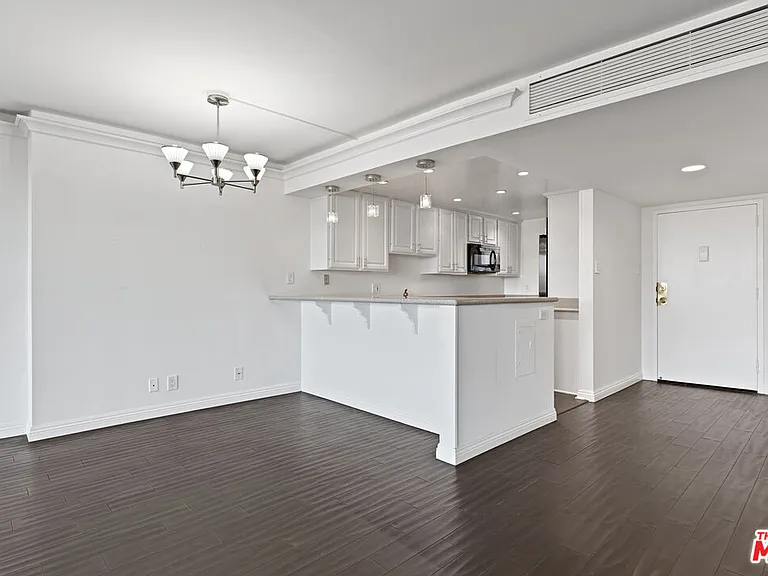 4316 Marina City Dr #531 — Photo 14