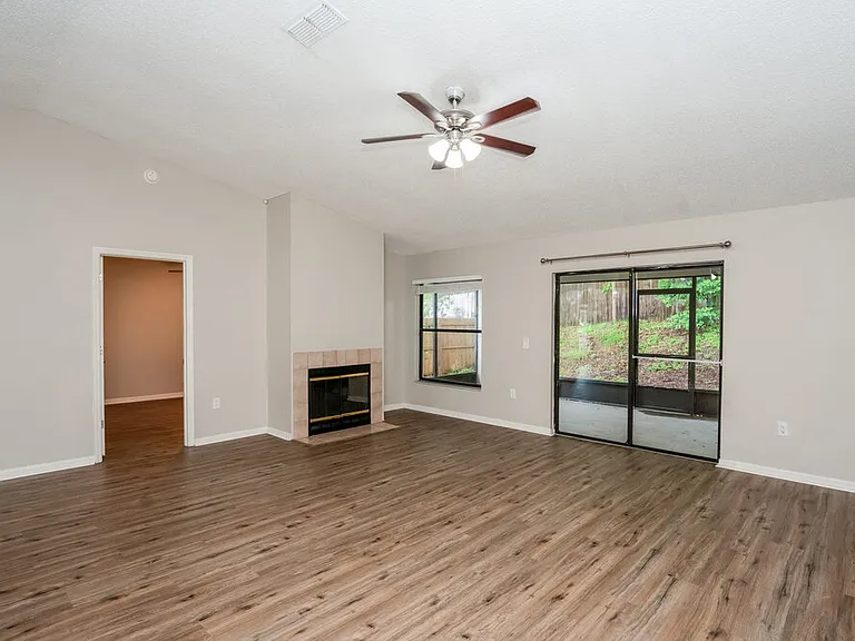 4812 Pierce Arrow Dr — Photo 5