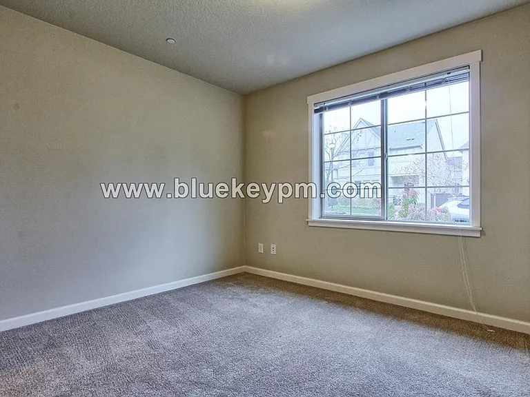 13747 SW Silent Fox Ter — Photo 8