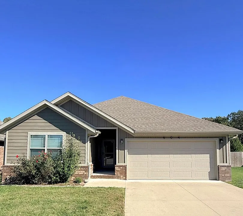 604 N Eagle Park Dr