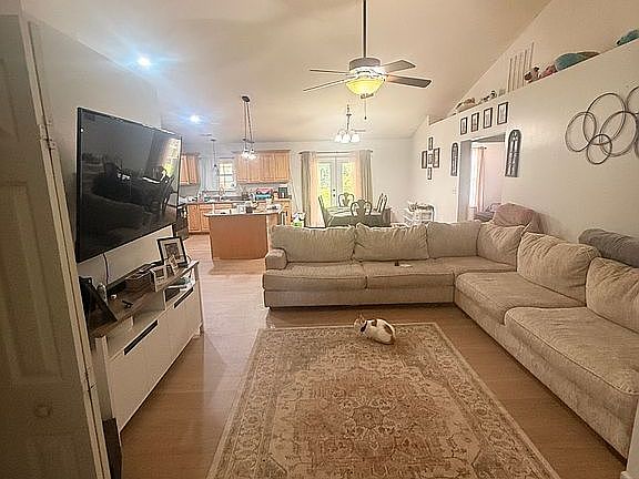 2nd image of 259 Bethany Ct