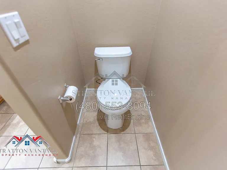 1423 N 81st Ave — Photo 33