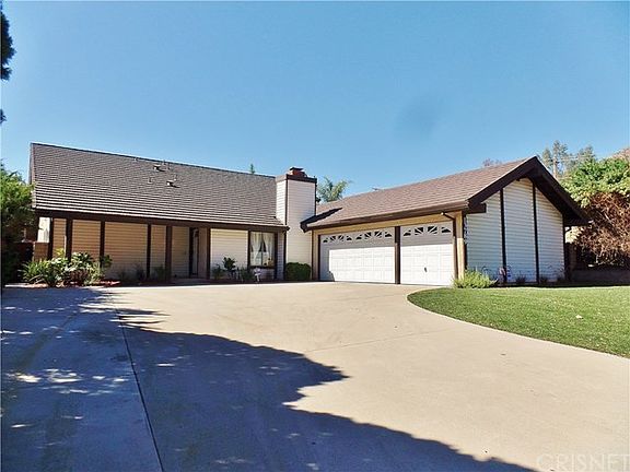 2nd image of 13789 De Garmo Ave