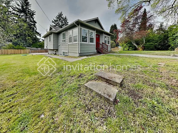 19401 8th Ave S, Seattle, WA 98148
