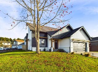 1911 Brandi Ln, Fortuna, CA 95540