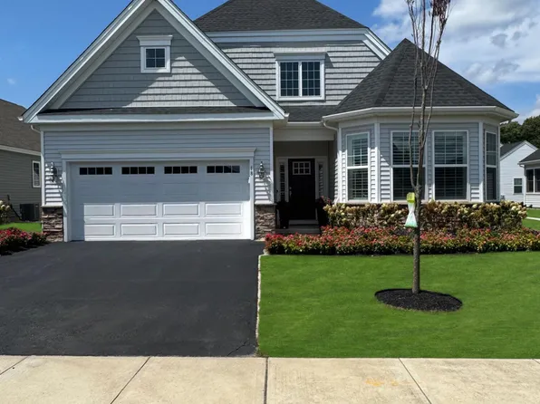 18 Emerald Road, New Egypt, NJ 08533