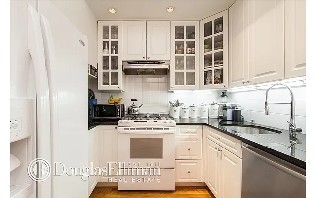 Sold by Douglas Elliman | media 9