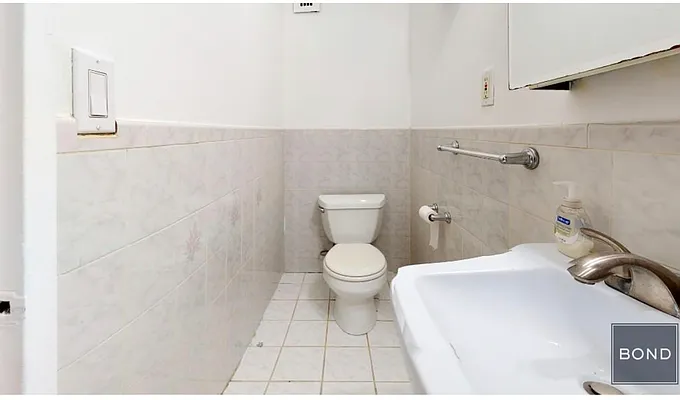 Rented by Bond New York | media 5