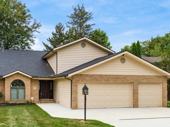 385 Lakeshore Dr W, Hebron, OH 43025