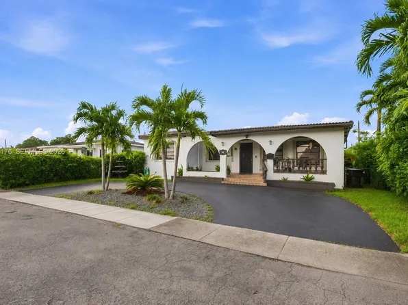 30 E 36th St, Hialeah, FL 33013