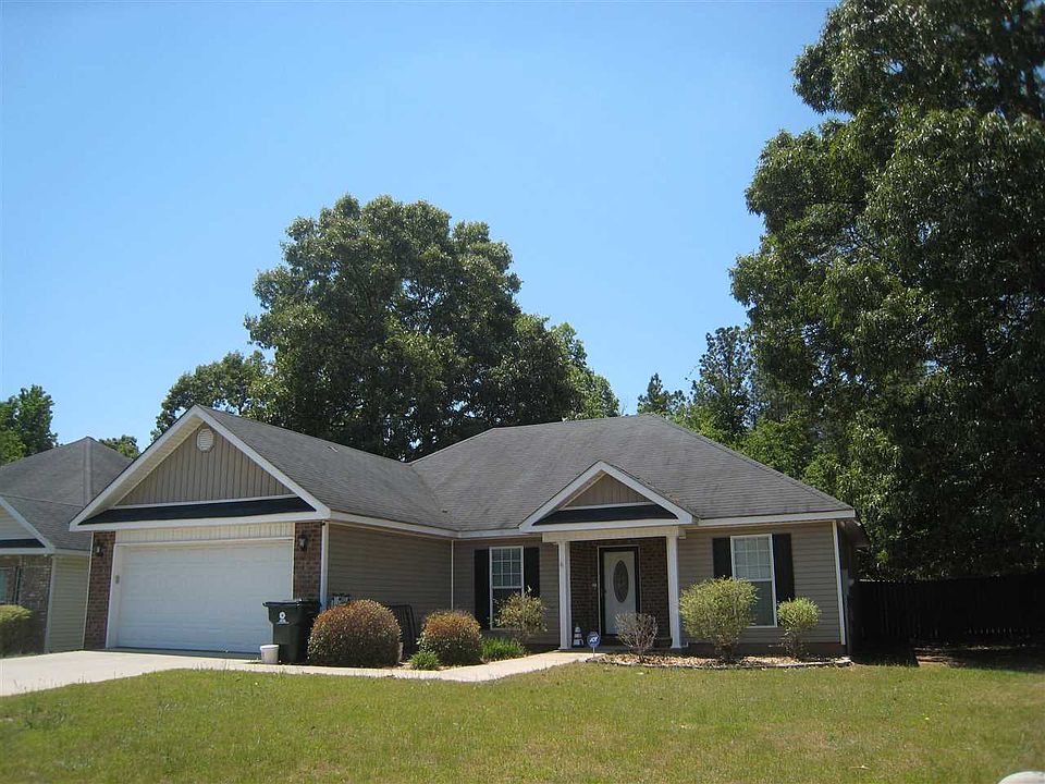 2nd image of 310 Hidden Creek Cir