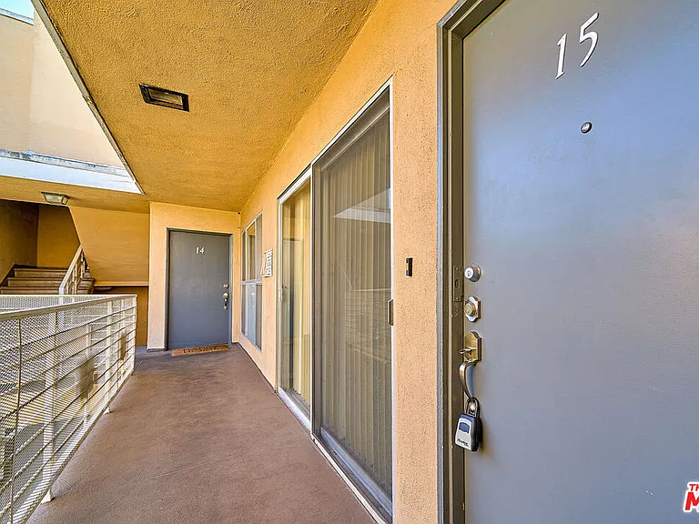 835 S Norton Ave #15 — Photo 31