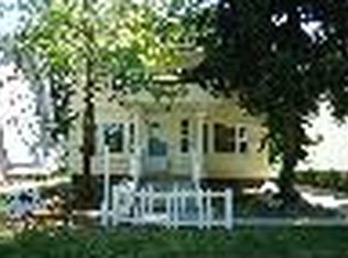 1157 Yellowstone Rd, Cleveland Heights, OH 44121