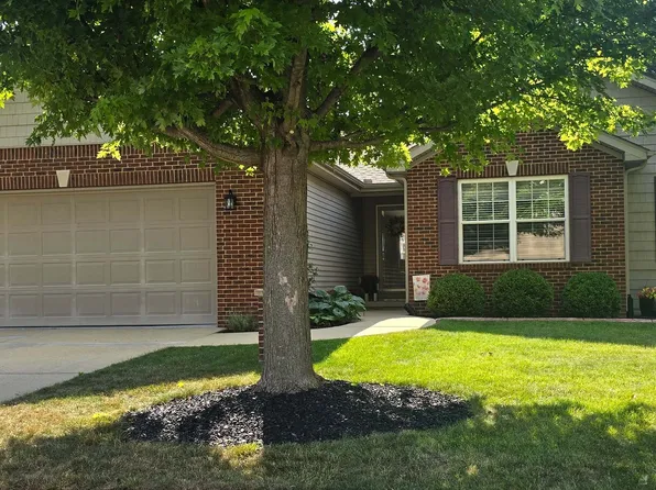 701 Bergamot St, Savoy, IL 61874