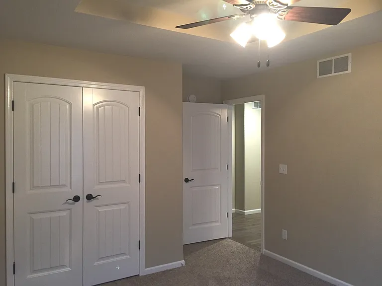 4039 Westminister Dr — Photo 13