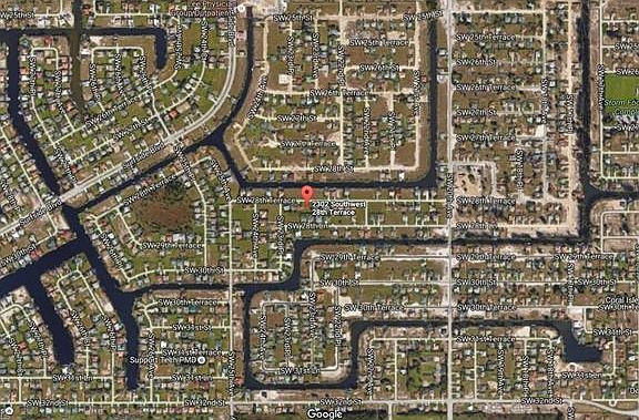 2nd image of 2302 SW 28th Ter