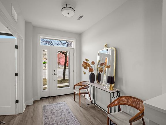 3rd image of 1497 Superior Ave E #28