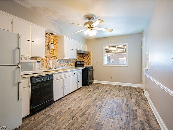 5th image of 1788-1790 Tanglewood Dr