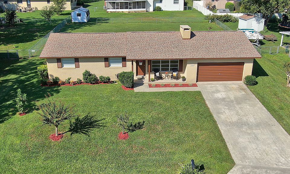 1st image of 3664 SE 32nd Ave