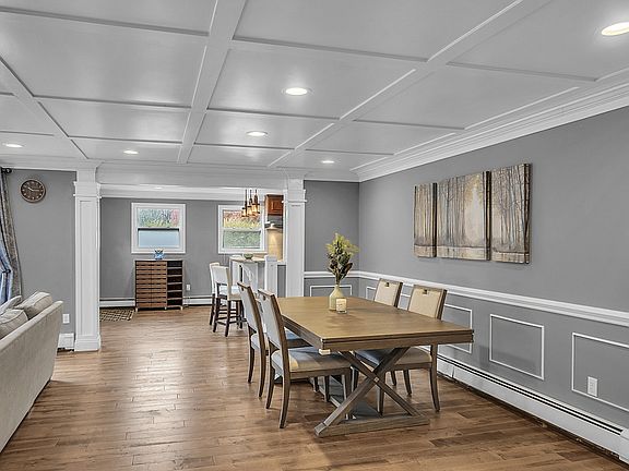 Dining Room Area