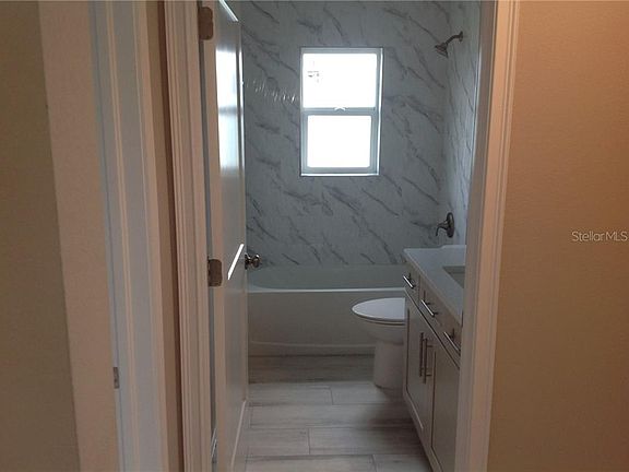 4th image of 11408 Baggot Ave
