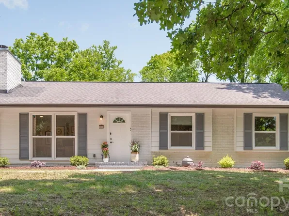 721 Rome Ct, Charlotte, NC 28209