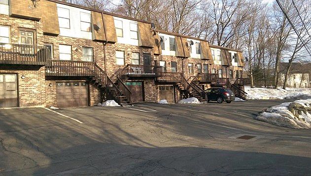 2nd image of 488 Perkins Ave Unit 1-6