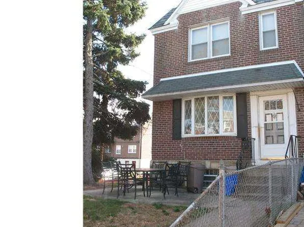 7171 Erdrick St, Philadelphia, PA 19135