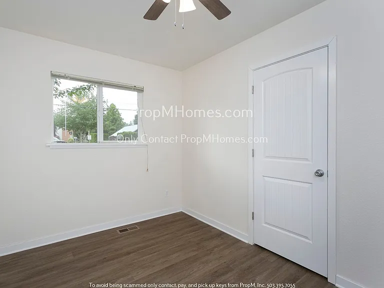 13400 SW Walker Rd — Photo 11