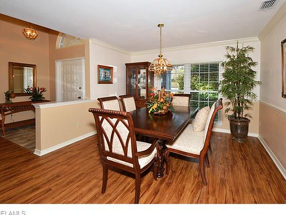 3rd image of 3619 Woodlake Dr