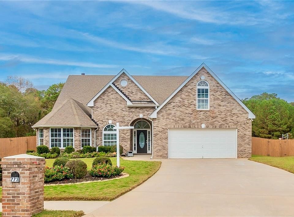 1st image of 773 Kaitlyn Dr