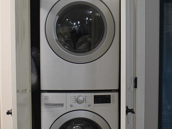 5th image of 601 Scotch St APT 2
